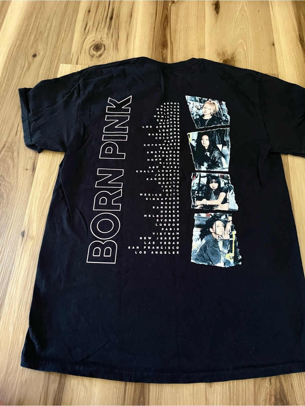 BlackPink Black Pink Born Pink World Tour Encore T-Shirt Size M